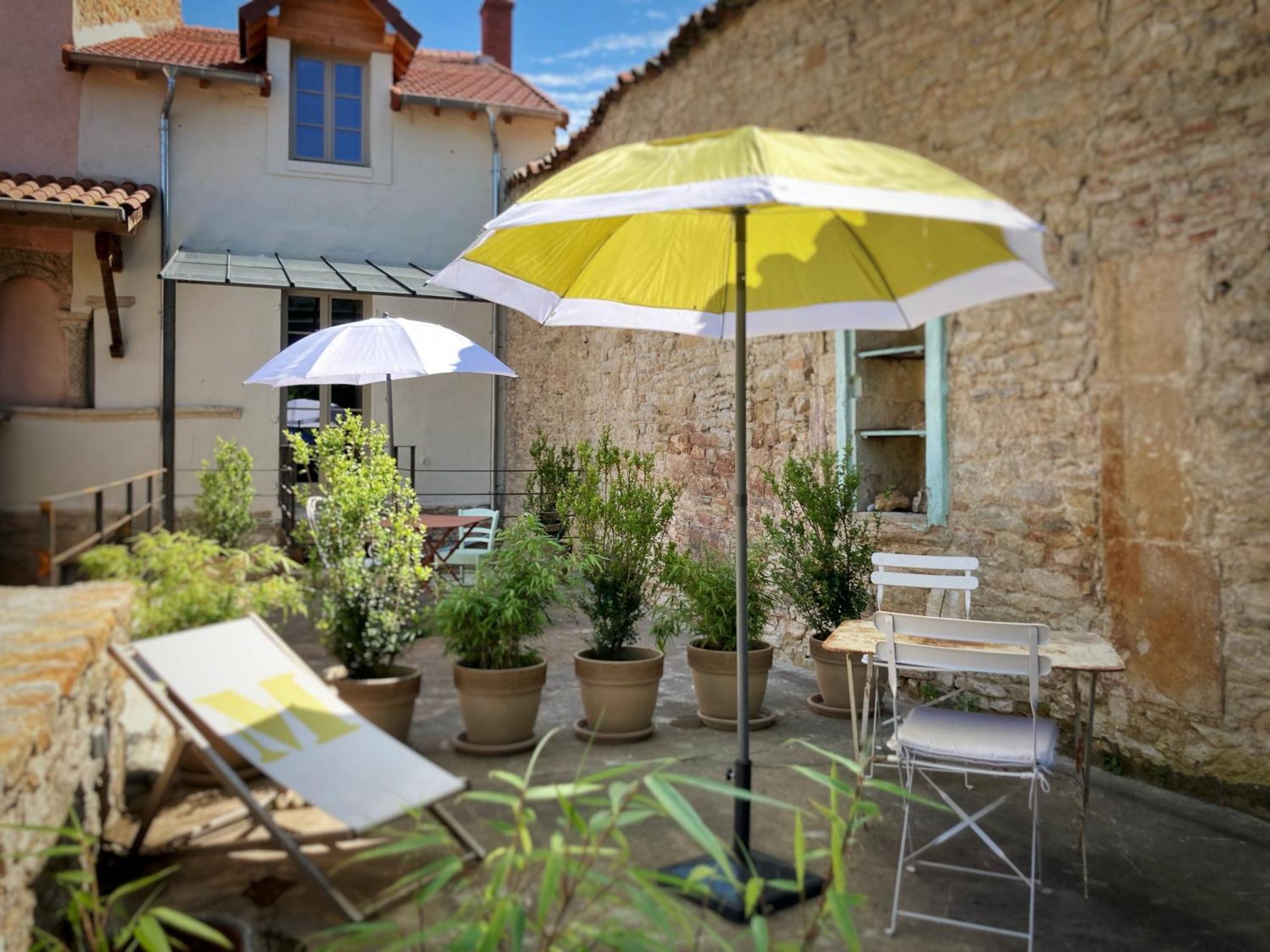 La Maison De Margaret Cluny Exterior photo